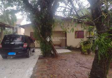 Casa com 3 quartos à venda na aparício borges, 280, chácara das rosas, cachoeirinha, 91 m2 por r$ 900.000