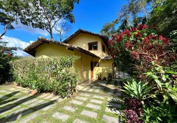 Lindo imovel cercado pelo verde na serra fluminense