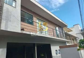 Casa em condomínio fechado com 3 quartos à venda na estrada francisco da cruz nunes, 117711, piratininga, niterói por r$ 1.200.000