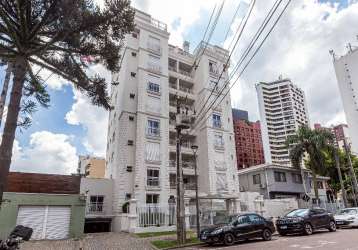 Apartamento 3 quartos 2 suítes no batel