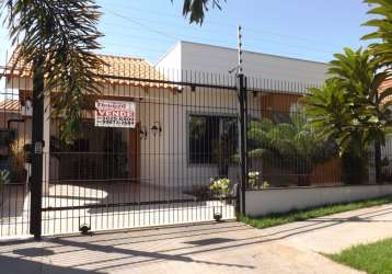 Vende-se excelente casa jd três lagoas