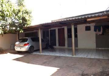 Vende-se casa loteamento batel