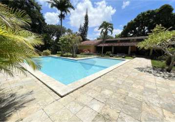 Vendo excelente casa em aldeia, 4 quartos, 1800m² de área, piscina privada!