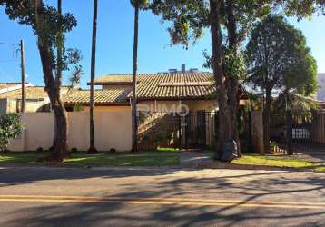 Casa com 3 quartos à venda na rua doutor joão alves dos santos, 1093, jardim das paineiras, campinas, 278 m2 por r$ 1.900.000