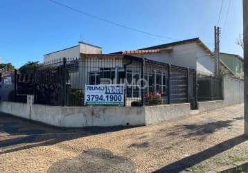 Casa comercial com 4 salas à venda na rua amélia bueno, 156, taquaral, campinas, 223 m2 por r$ 940.000