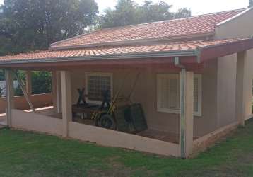 Chácara em condomínio com 2 casas  em limeira.