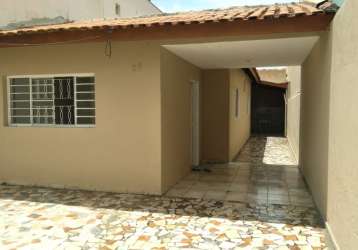 Ótima casa 2 quartos e 2 vagas em limeira- sp