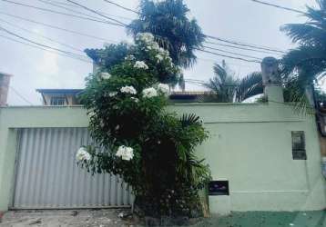 Casa em condomínio fechado com 3 quartos à venda na travessa encontro das árvores, 100, jardim placaford, salvador, 225 m2 por r$ 500.000