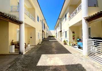 Casa duplex para venda em condomínio na praia do flamengo com 4 quartos e 4 suítes climatizado e 2 vagas de garagens