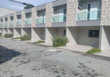 Lindo sobrado em condominio com 3 quartos sendo 1 suite 2 vagas localização privilegiada mogi das cruzes