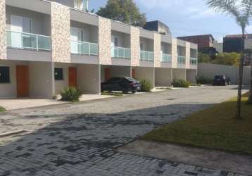 Lindo sobrado em condominio com 3 quartos sendo 1 suite 2 vagas localização privilegiada mogi das cruzes