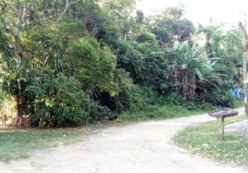 Terreno com 2000 metros em local maravilhoso  com muito verde