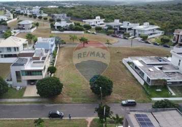 Excelente oportunidade de investimento - terreno no condomínio alphaville catuana, com 471m²