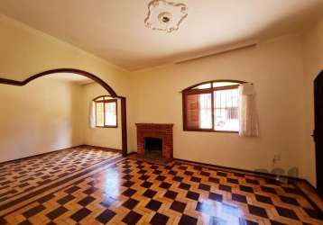 Casa com 3 quartos para alugar na avenida encantado, 313, petrópolis, porto alegre por r$ 9.800