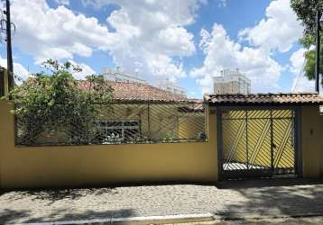 Casa tipo  para venda com 4 quartos, 185m²