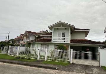 Casa no santo antônio com 4 quartos para venda, 198 m²