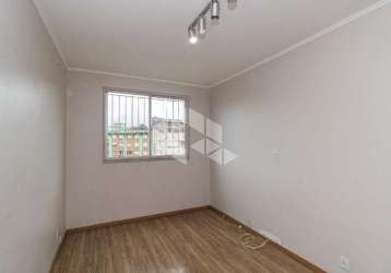 Apartamento / 2 dormitórios / semimobiliado / 1 vaga coberta / santa fé / porto alegre / rs