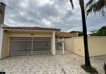 Casa à venda em birigüi-sp, jardim stábile: 3 quartos, 1 suíte, 3 salas, 3 banheiros, 2 vagas de garagem, 217m² de área.