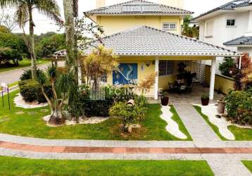 Casa com 5 quartos sendo 1 suíte, mobiliada à venda em jurerê - florianópolis/sc