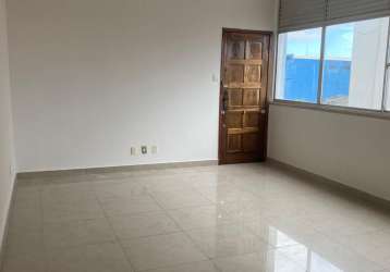 Apartamento com 3/4 em nazaré