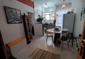 Apartamento a venda todo reformado, 1 quarto, 44 m2, tijuca