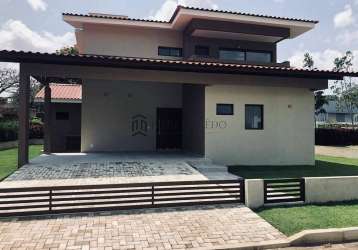 Casa à venda 235m², 5dormitórios, sendo 3 suítes e 1 master, varanda, paudalho, pe