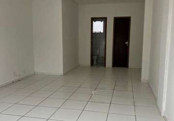 Sala comercial com 30,69 m2