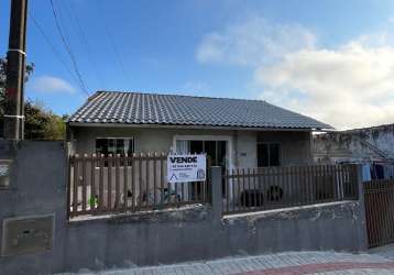 Compre duas casas por r$600 mil