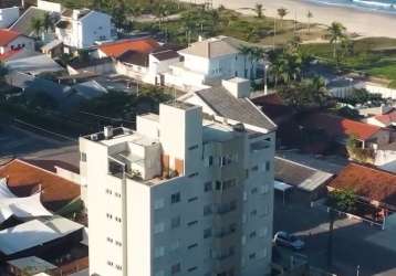 Cobertura duplex com linda vista do mar a poucos metros da praia de guaratuba, finamente mobiliada e confortável