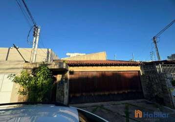 Casa para comércio com terreno de 240 m² e 350 m² de área contruída no bairro salgado filho. possui dois pavimentos, com 2 salas amplas, 5 quartos, 5