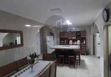 Casa com 3 quartos à venda na rua ivan pomárico, 23, jardim philadélphia, poços de caldas, 368 m2 por r$ 650.000