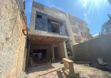 Sobrado com 3 quartos  à venda, 151.00 m2 por r$1080000.00  - agua verde - curitiba/pr