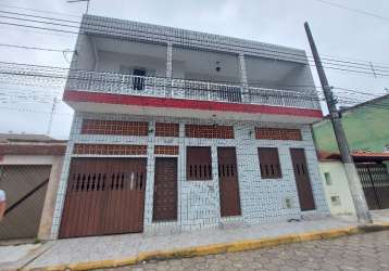 Excelente casa, bem localizada, no centro do suarão