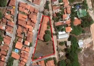 Oportunidade!! 02 lotes em ótima localização a 05 quadras da praia de cotovelo