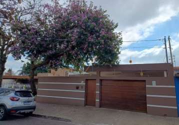 - linda casa na melhor localização do jardim satélite com 4 dormitórios sendo 3 suítes – 300mts de terreno – 220mts de área construída