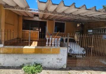 Linda casa em condomínio, edícula e área de serviço - residencial planalto