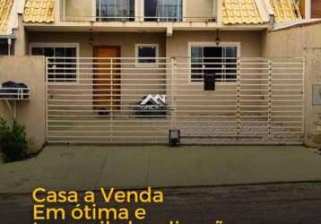 Casa com ático em piraquara