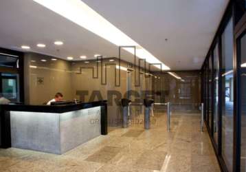 Conjunto/sala comercial em pinheiros com 130m²