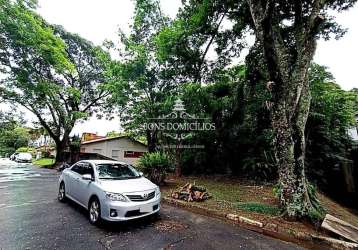 Terreno 420m2 em condomínio na granja viana à 10 minutos da padaria deola