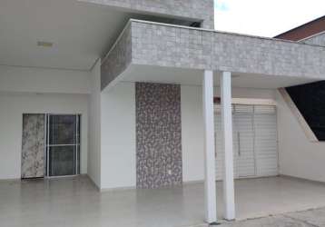 Vendo excelente casa reformada 3/4 sendo uma suíte