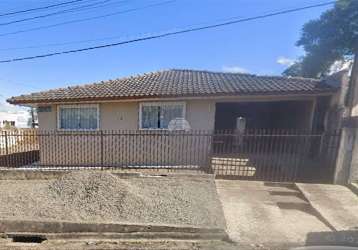 Casa com 3 quartos para alugar na rua estrela d alva, 09, lagoa, irati, 100 m2 por r$ 1.305