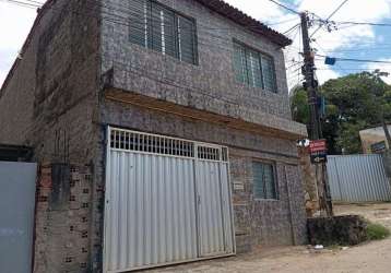 Casa duplex com 3 quartos sendo 2 suítes, na tabajara