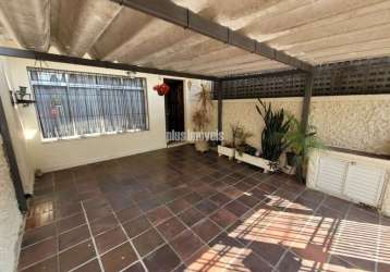 Casa com 3 quartos e 2 banheiros à venda, 145 m²  - campo belo