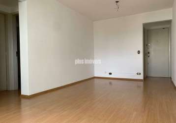 Apartamento bem conservado com 72m²