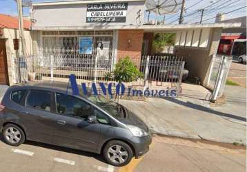 Casa comercial em excelente localização no bairro vianelo