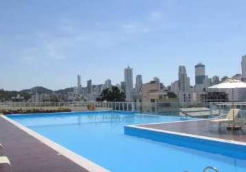 Lindo apartamento com 03 dormts sendo 1 suíte e 2 vagas na região central de balneário camboriú-sc próximo à praia.