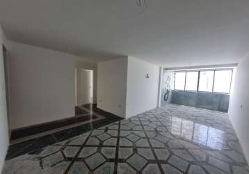 Apartamento com 3 quartos, perto do minuto pao de acucar da torre