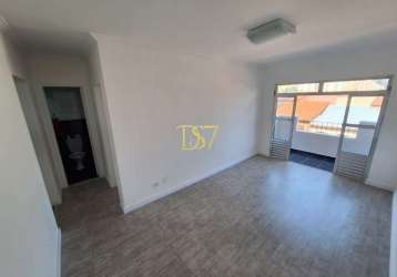 Apartamento santa terezinha para alugar - 1 quarto, sala com sacada, 1 vaga coberta - r$ 1.900,00 pcte