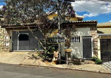 Casa com 4 quartos à venda na rua das dálias, 1227, jardim das bandeiras, campinas, 290 m2 por r$ 580.000