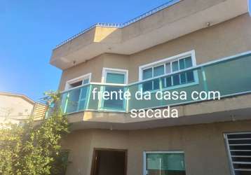 Casa/ sobrado à venda  com 4 quarto(s)